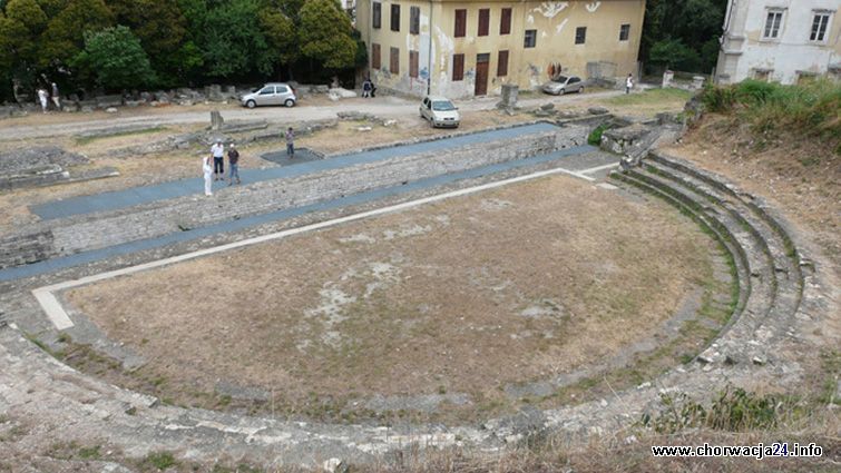 Pozostałości po rzymskich teatrach w Puli