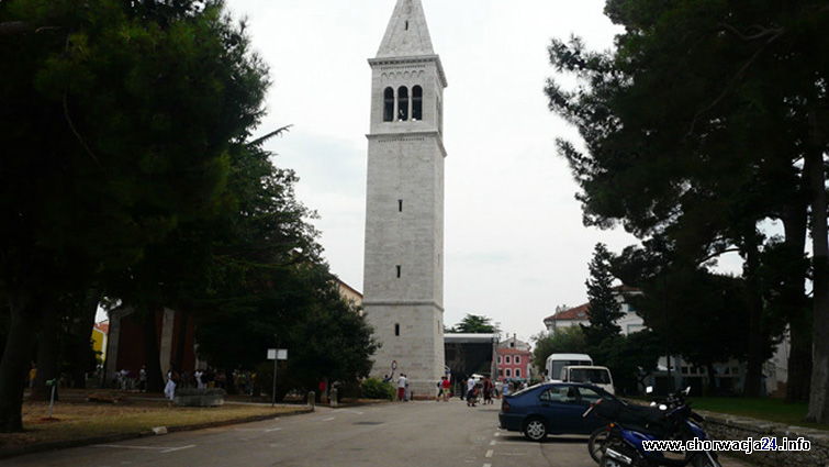 Miasto Novigrad opisywane skarbem Istria